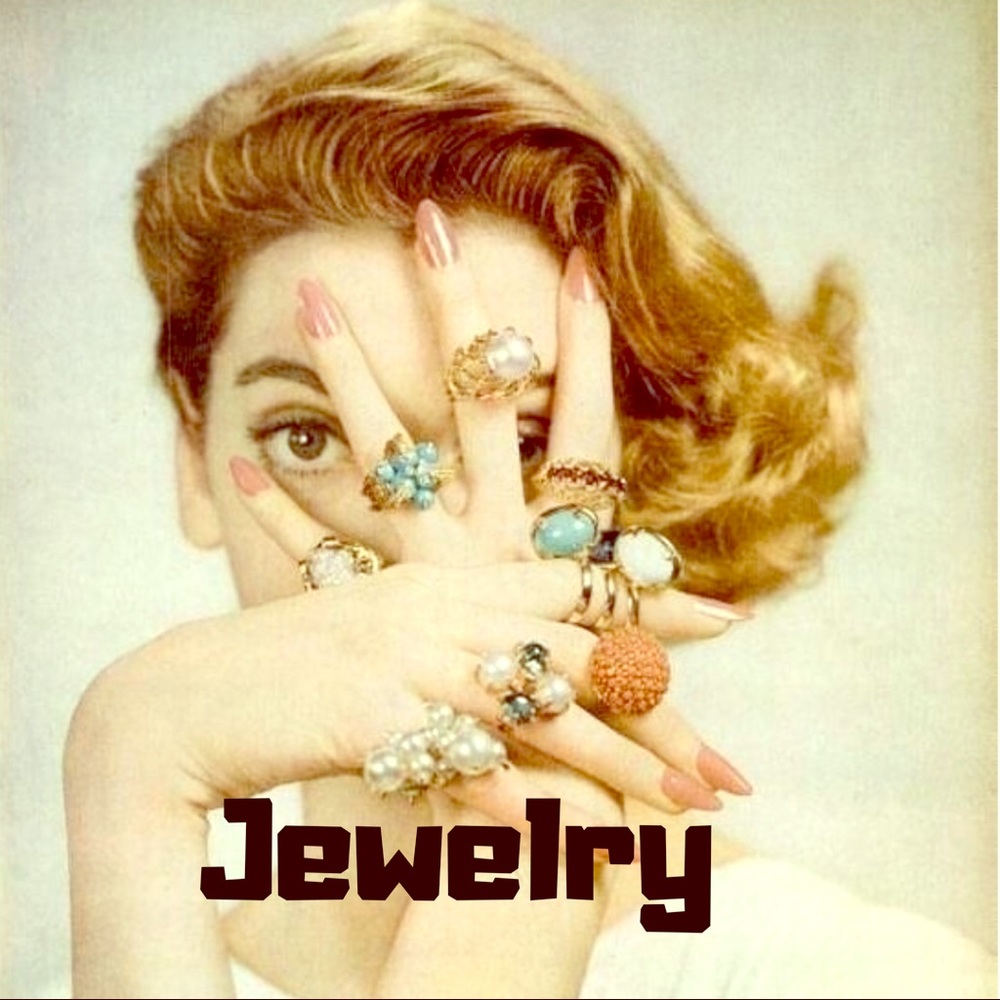 JEWELRY 💎 Get you some!